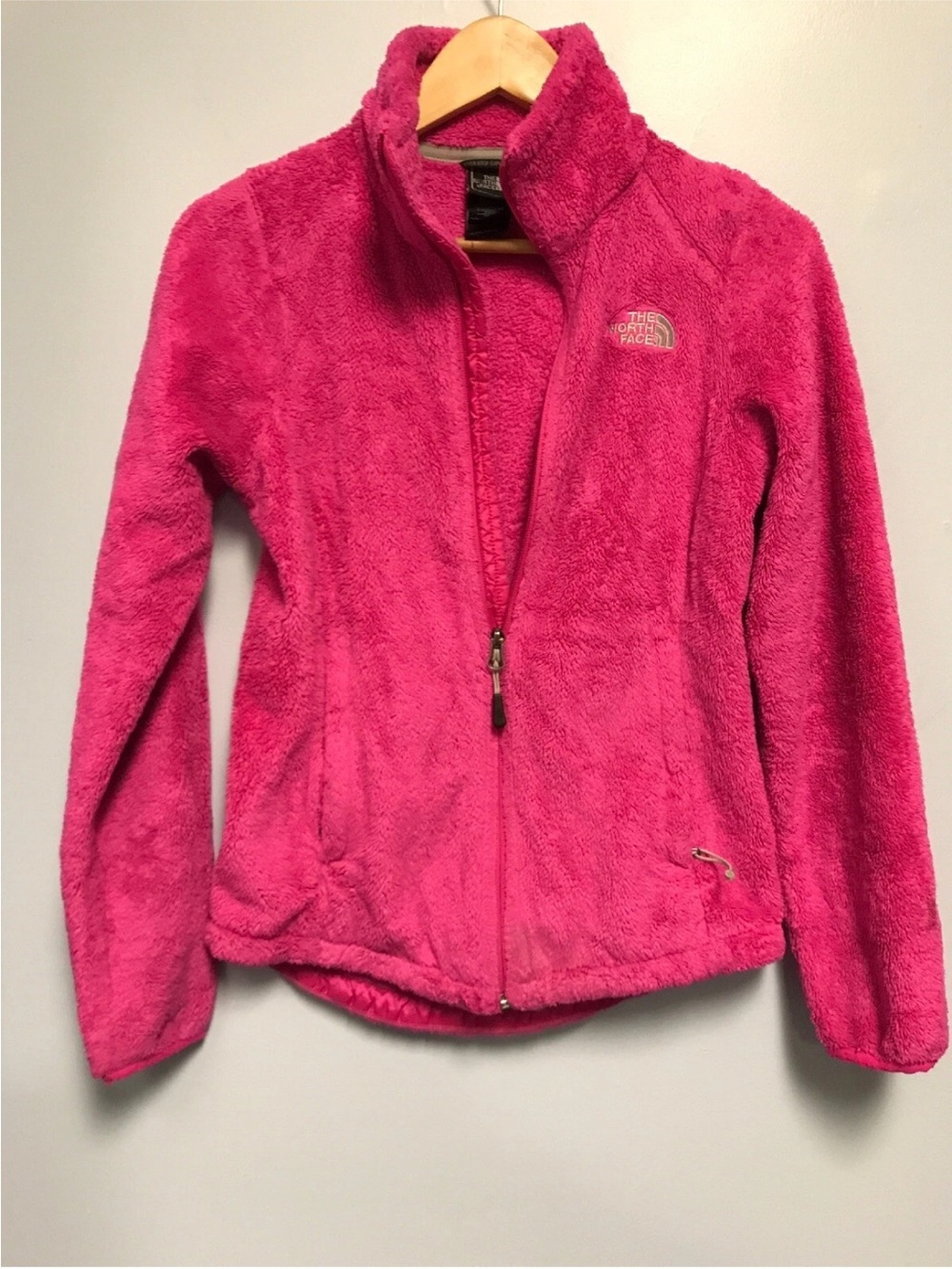 The North Face Women’s ' Pink Fuzzy Full-Zip Jacket Size XS